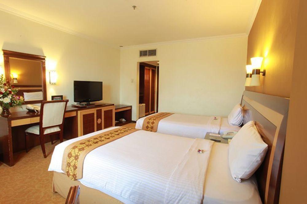 Semesta Heritage Hotel & Convention Semarang Exterior foto
