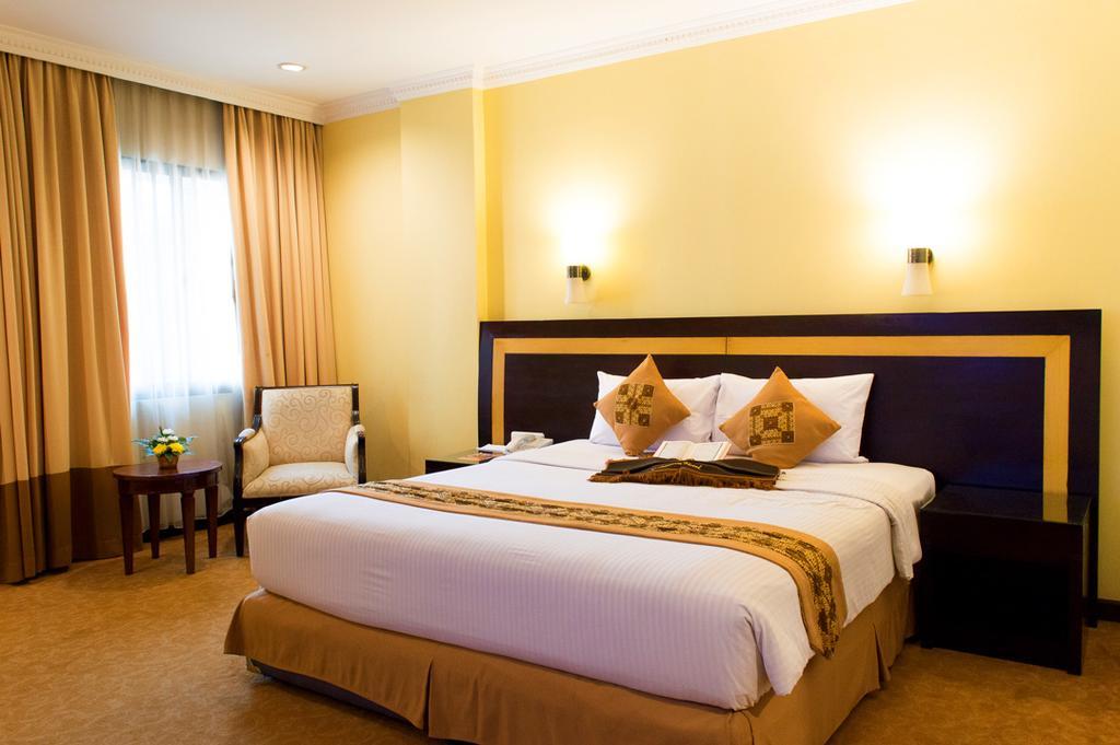 Semesta Heritage Hotel & Convention Semarang Exterior foto