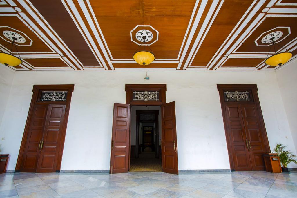 Semesta Heritage Hotel & Convention Semarang Exterior foto
