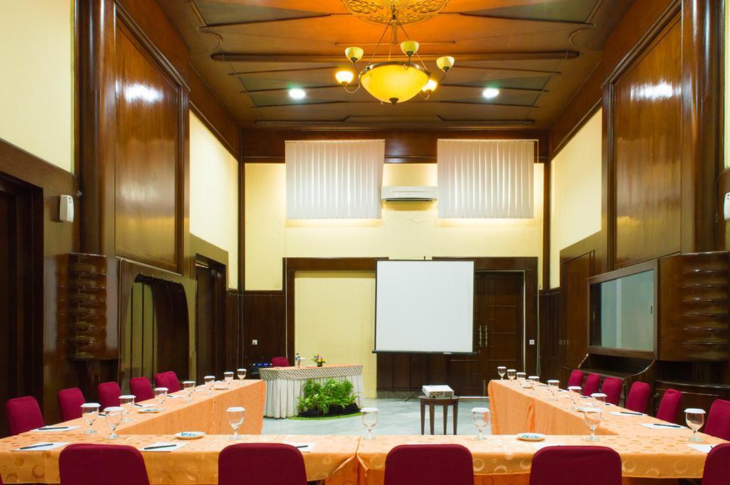 Semesta Heritage Hotel & Convention Semarang Exterior foto